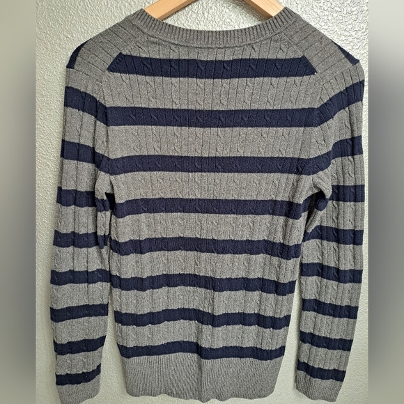 Striped V-Neck Sweater - Gray and Black   Size M - Picture 7 of 8